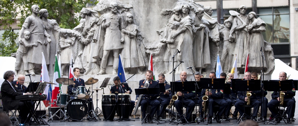 A 20. Duna Karneválon ad koncertet a Katasztrófavédelem Központi Zenekara.